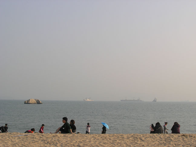 珍珠湾沙滩和大海