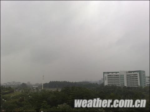 阴雨笼罩广东（辜丹芸 摄）